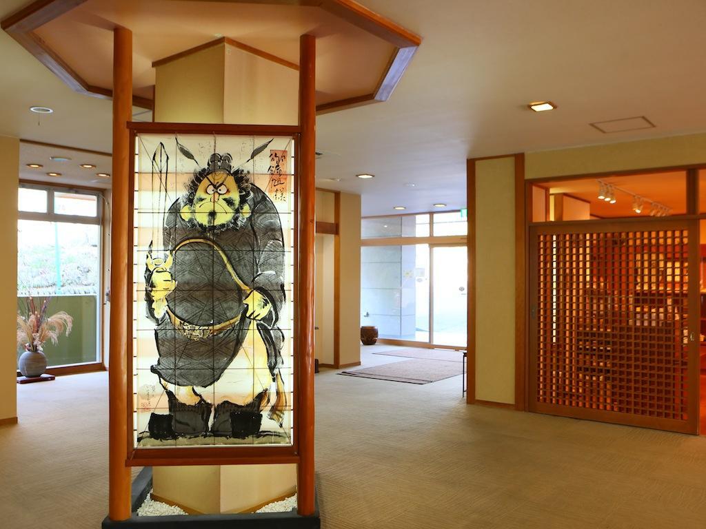 Wadoh Hotel Minano Bagian luar foto