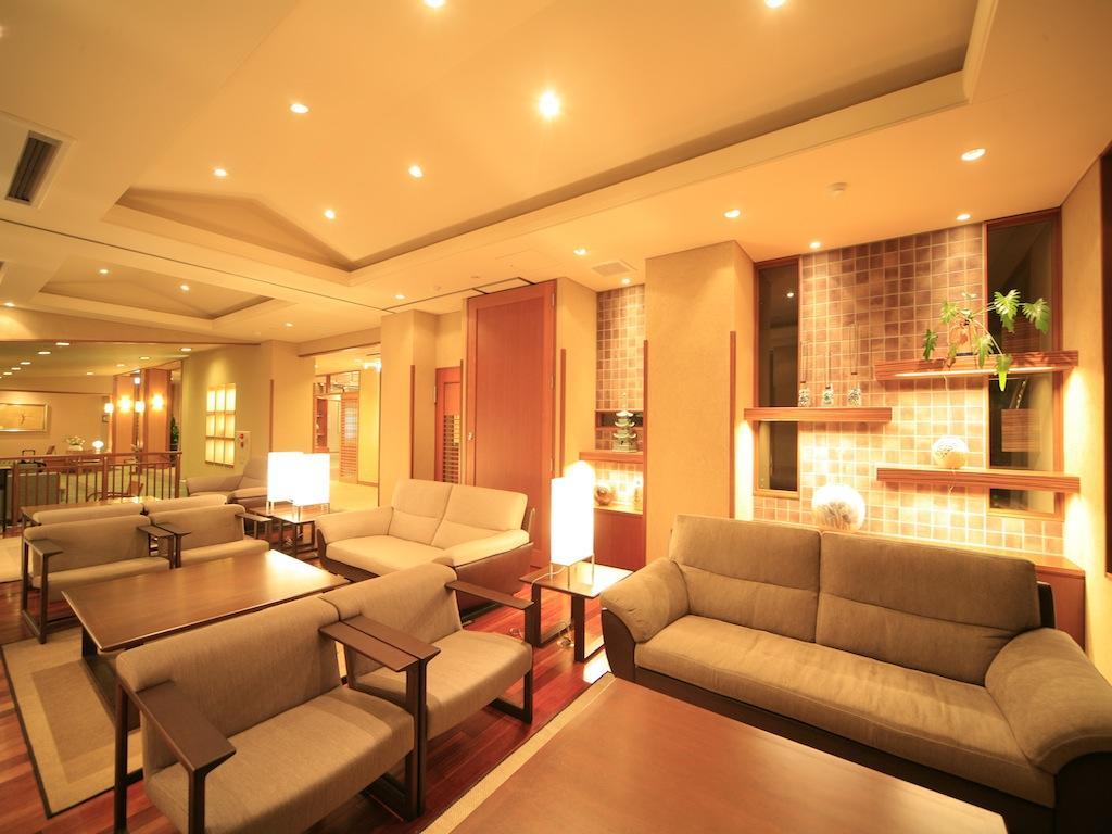 Wadoh Hotel Minano Bagian luar foto
